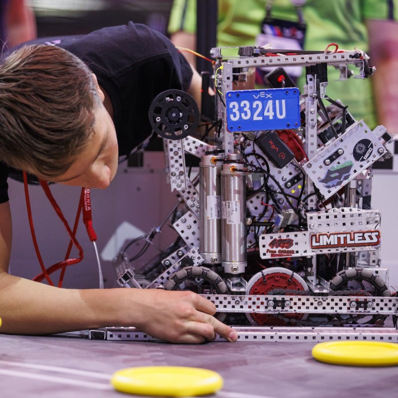 VEX V5 Robotics Competition | S1-S6, VRC program