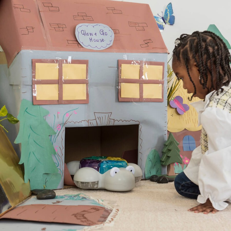 Glow and Go Bot TTS, EY10564