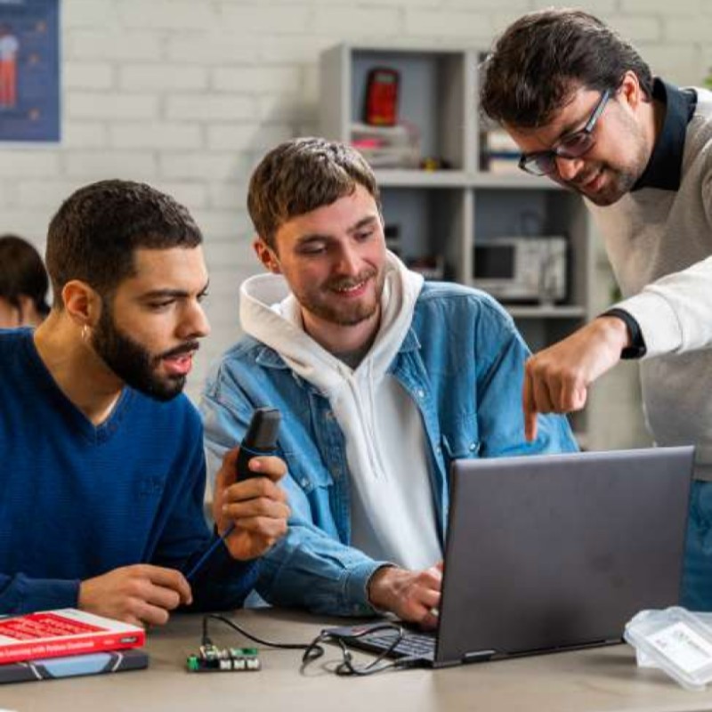 Arduino Tiny Machine Learning Kit, AKX00028